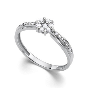 Кольцо из белого золота с бриллиантом