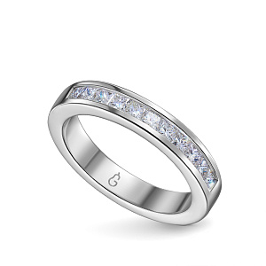 Кольцо из белого золота с бриллиантом