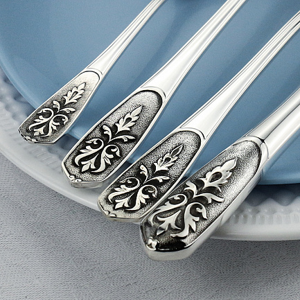 Набор из -х предметов