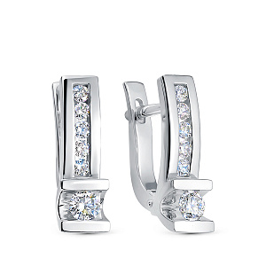 Серьги из белого золота с бриллиантами