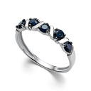 Кольцо из белого золота с сапфирами