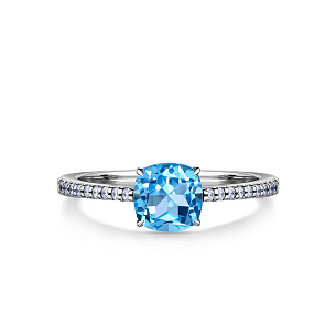 Кольцо из белого золота с бриллиантом