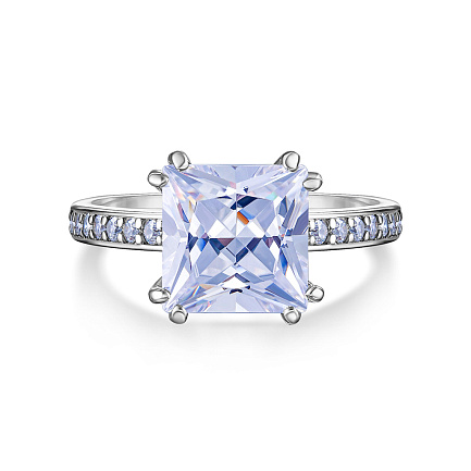 Кольцо из серебра с фианитом