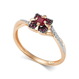 Кольцо из красного золота с бриллиантом