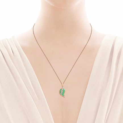 Подвеска из желтого золота с бриллиантами, изумрудом