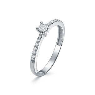 Кольцо из белого золота с бриллиантом