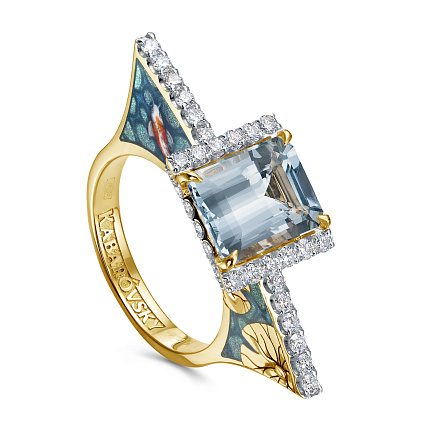 Кольцо из желтого золота с аквамарином, бриллиантами