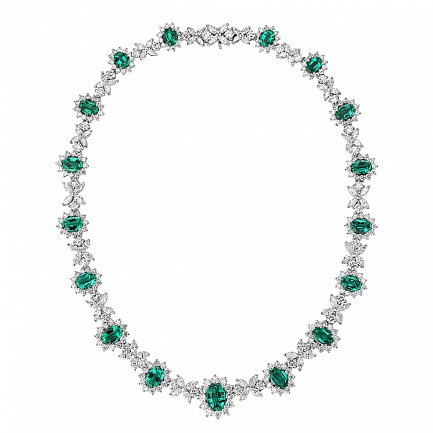 Колье из платины с бриллиантами, изумрудами