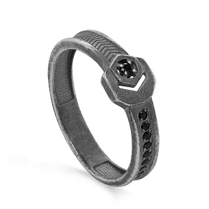 Кольцо из серебра с фианитом