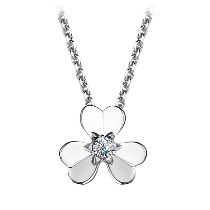 Колье из белого золота с бриллиантом