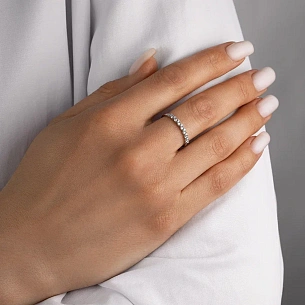 Кольцо из белого золота с бриллиантом