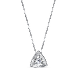 Колье из белого золота с сапфиром