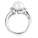 Кольцо из серебра с жемчугом, фианитом
