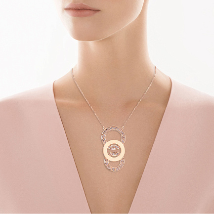 Колье из желтого золота с бриллиантами