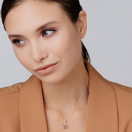 Колье из серебра с бриллиантом