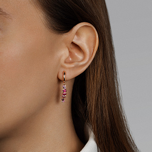 Серьги с английским замком из красного золота с бриллиантами, сапфиром и турмалином