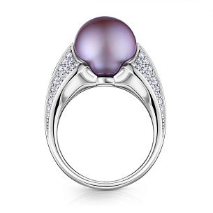 Кольцо из белого золота с бриллиантами и жемчугом