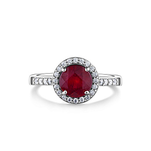 Кольцо из серебра с корундом, фианитом