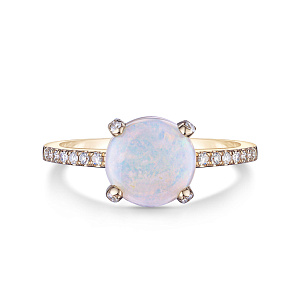 Кольцо из желтого золота с бриллиантами, опалом