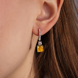 Серьги из белого золота с бриллиантами