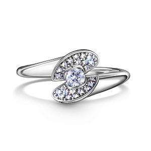 Кольцо из белого золота с бриллиантами