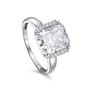 Кольцо из серебра с фианитом