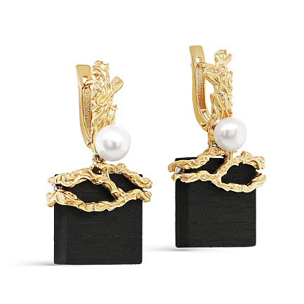 Серьги с английским замком из серебра с жемчугом