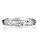 Кольцо обручальное из белого золота с бриллиантами