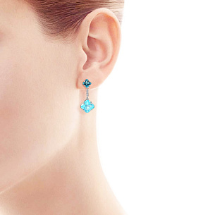 Пусеты из белого золота с бриллиантами, топазом