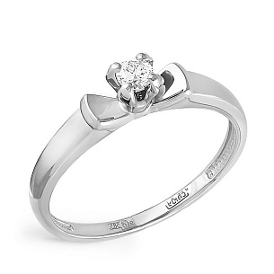 Кольцо из белого золота с бриллиантом