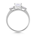 Кольцо из белого золота с бриллиантами