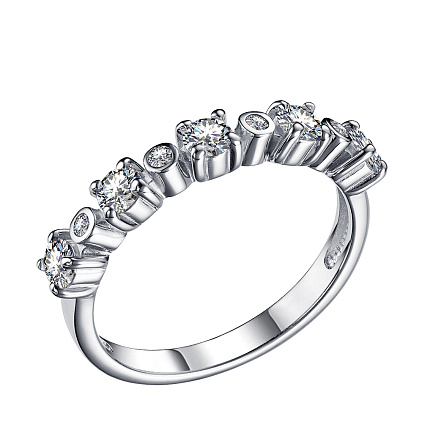 Кольцо из серебра с фианитами