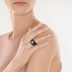 Кольцо из серебра с фианитом