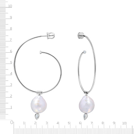 Пусеты из белого золота с бриллиантами, жемчугом