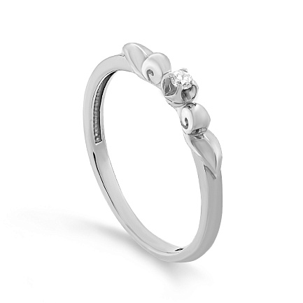 Кольцо из белого золота с бриллиантом