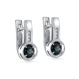 Серьги с английским замком из белого золота с сапфиром