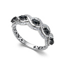 Кольцо из белого золота