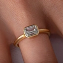 Кольцо из желтого золота с бриллиантом