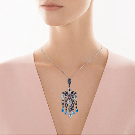 Подвеска из белого золота с бриллиантами, сапфирами