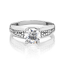 Кольцо из серебра с фианитами