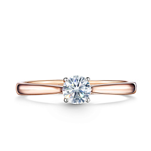 Кольцо из красного золота с бриллиантом