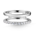 Кольцо из серебра с фианитом