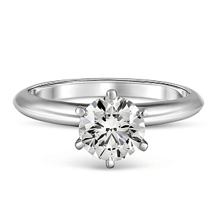 Кольцо из белого золота с бриллиантом