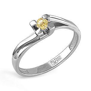 Кольцо из белого золота с бриллиантом