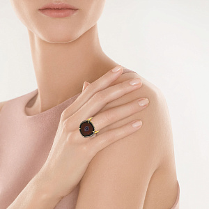 Кольцо из желтого золота с бриллиантами