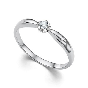 Кольцо из белого золота с бриллиантом