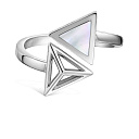 Кольцо из белого золота с бриллиантами, перламутром