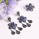 Кольцо из белого золота с аметистами, сапфирами