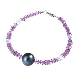 Браслет декоративный из серебра с жемчугом, аметистом и кварцем