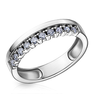 Кольцо из белого золота с бриллиантом